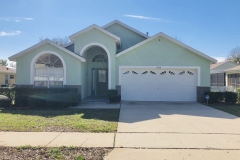 1 Front of villa